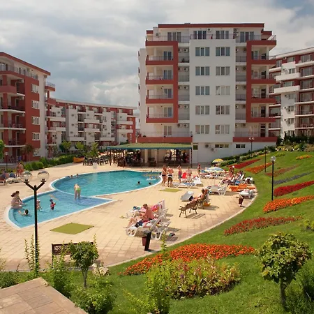 Marina And Panorama Deluxe Apartment *