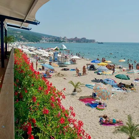 Marina And Panorama Deluxe Apartment