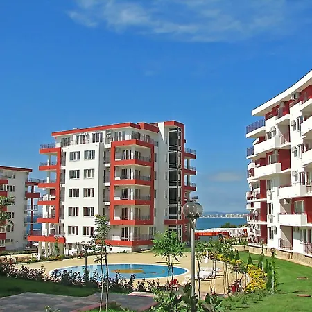 Апартаменты Marina And Panorama Deluxe *