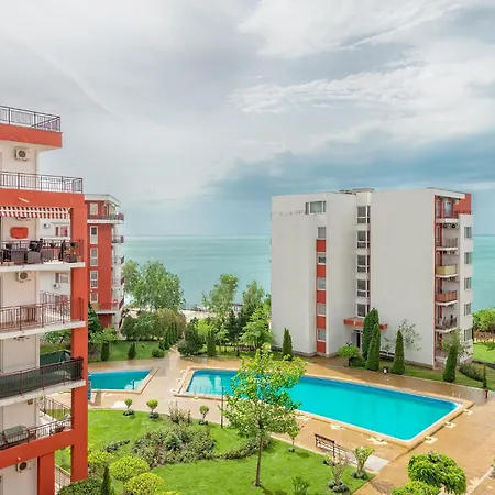 Апартаменты Marina And Panorama Deluxe *