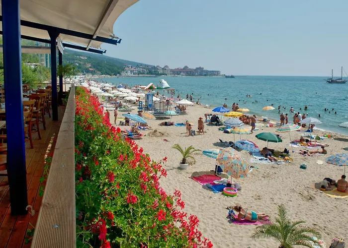Marina And Panorama Deluxe شقة